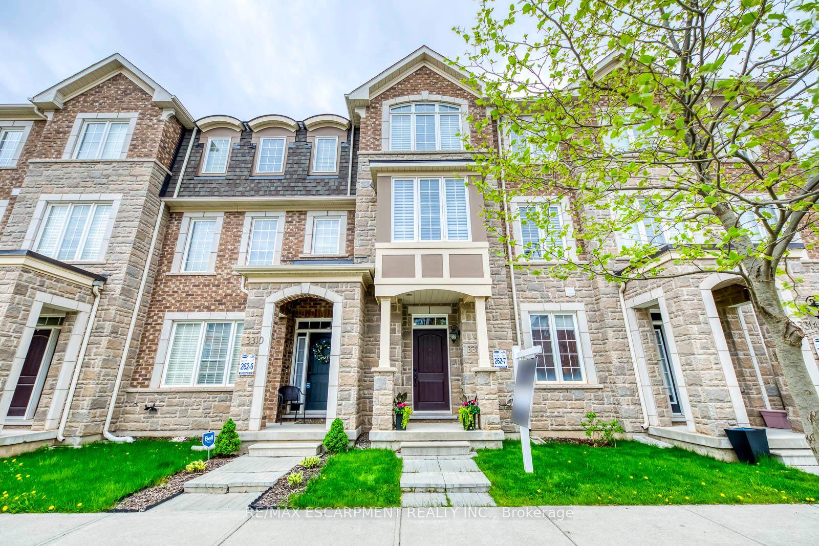 Discover this stunning 3 storey executive townhome, offering over 2, 000 square feet of well designed living space.