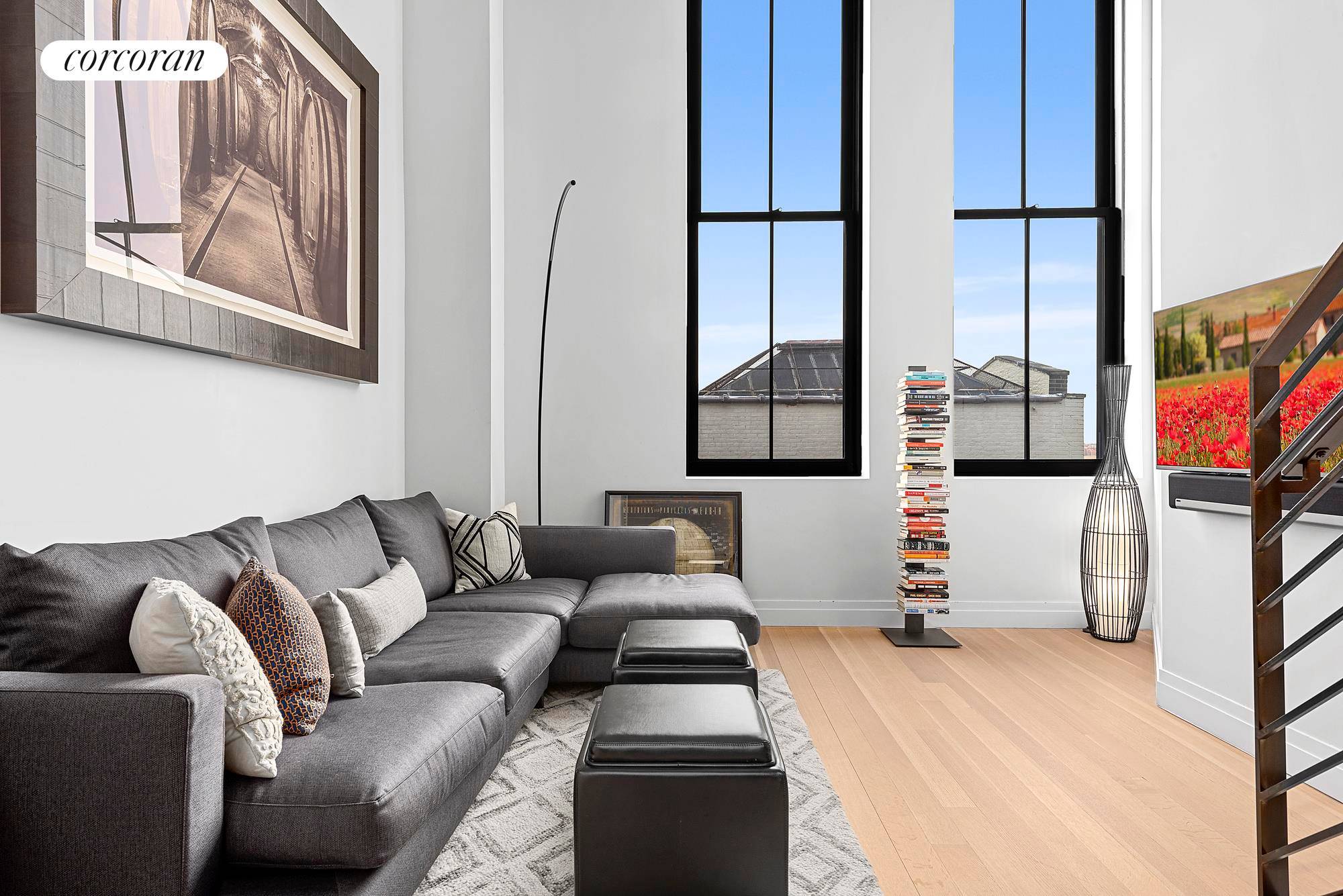 Lovely Penthouse floor 1 Bedroom 1.