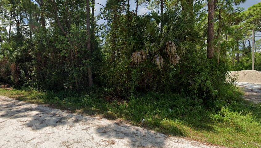 Great opportunity to build your dream home on a beautiful lot in quaint neighborhood of Vero Beach !