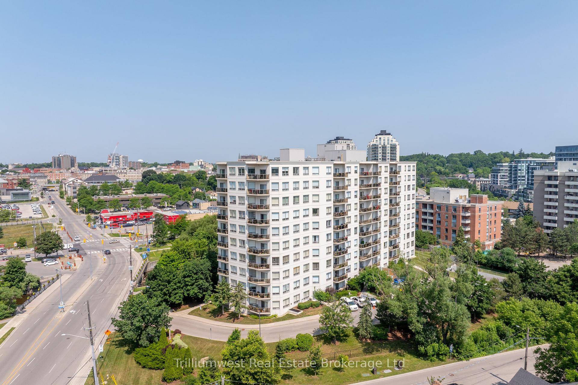 Welcome to 304 60 Wyndham Street S, where comfort, convenience, and charm come together in the heart of Guelph !
