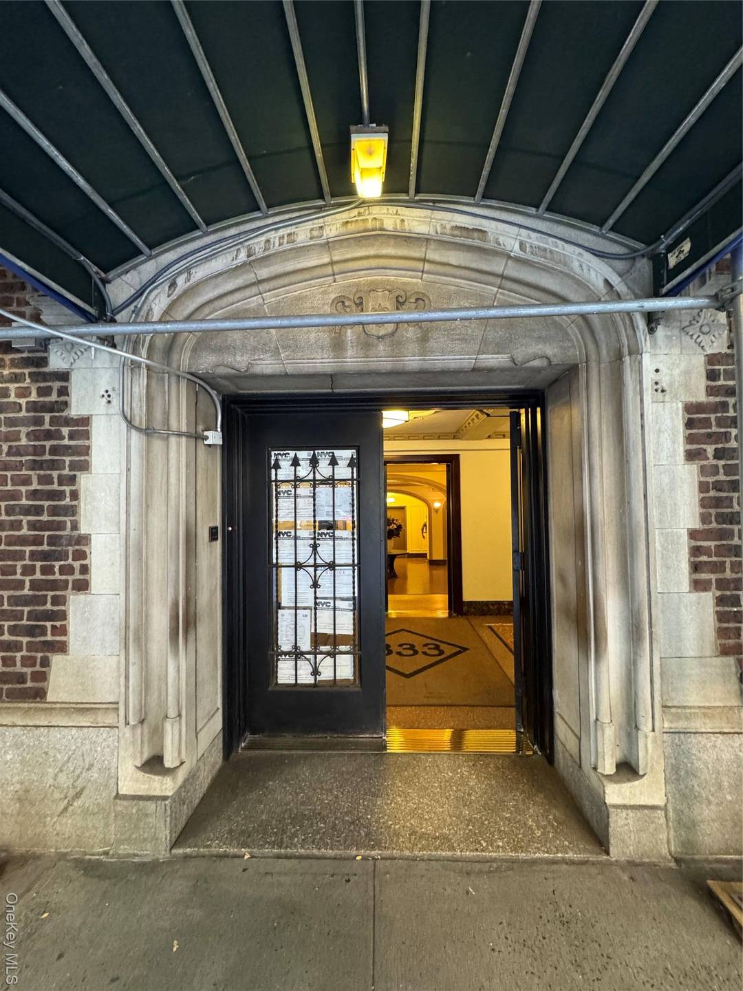 Welcome to this appealing 1 bedroom, 1 bathroom cooperative residence in a highly sought after full service pre war building in the heart of Sutton Place.