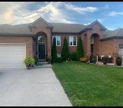This fully furnished, stunning Bi Level Semi Home offers 2 BRS, 1Bath.