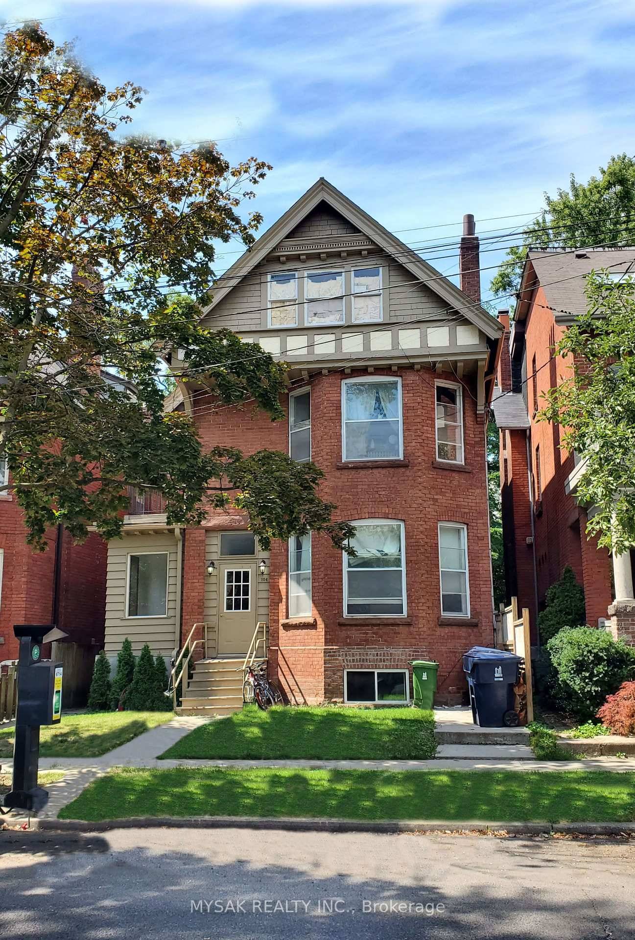 Premium Location. Investment opportunity in one of Toronto's most prestigious and desirable neighborhoods.