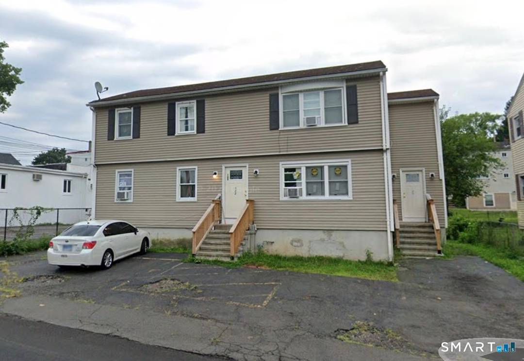 Turnkey 4 family investment opportunity in a convenient West Haven location.