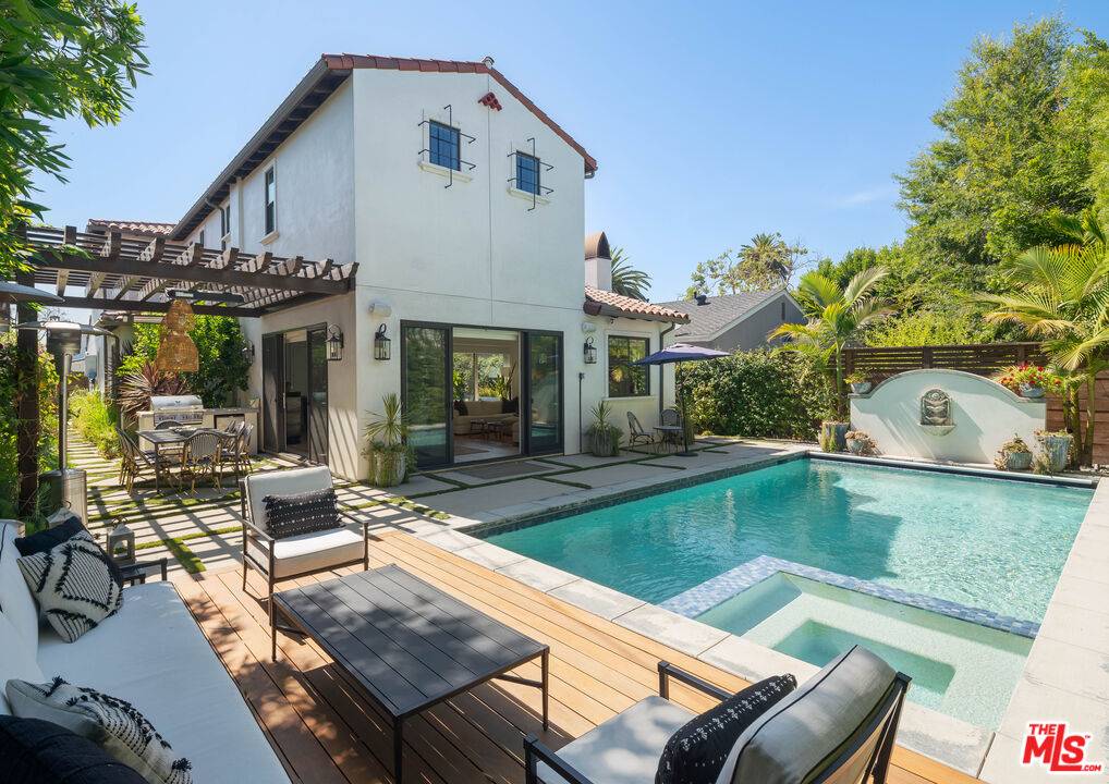 538  N Sierra Bonita Ave 4BR Hancock Park La