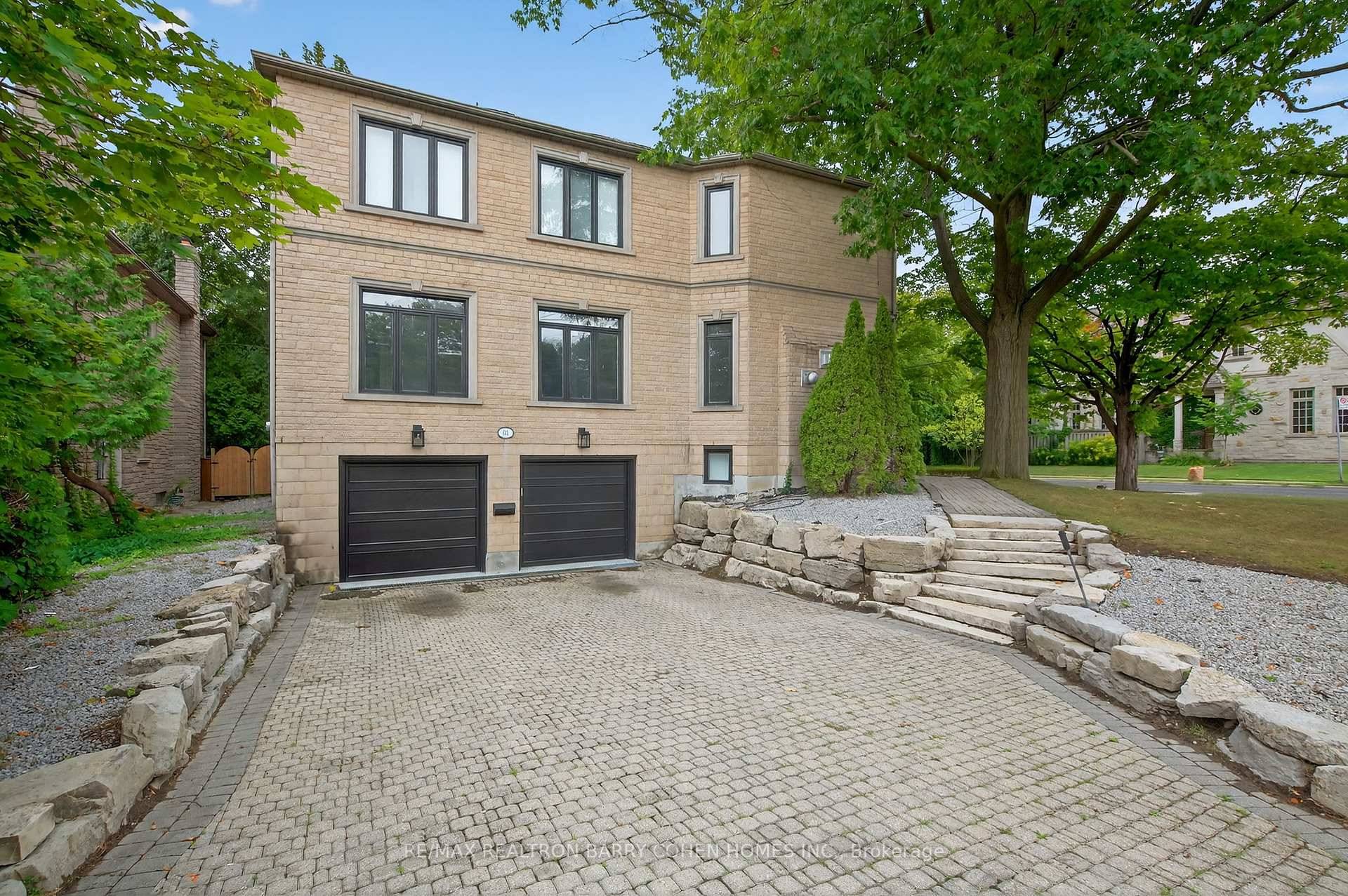 Stunningly Renovated '25 Luxe Residence Nestled On A Coveted Corner Lot In One Of St.