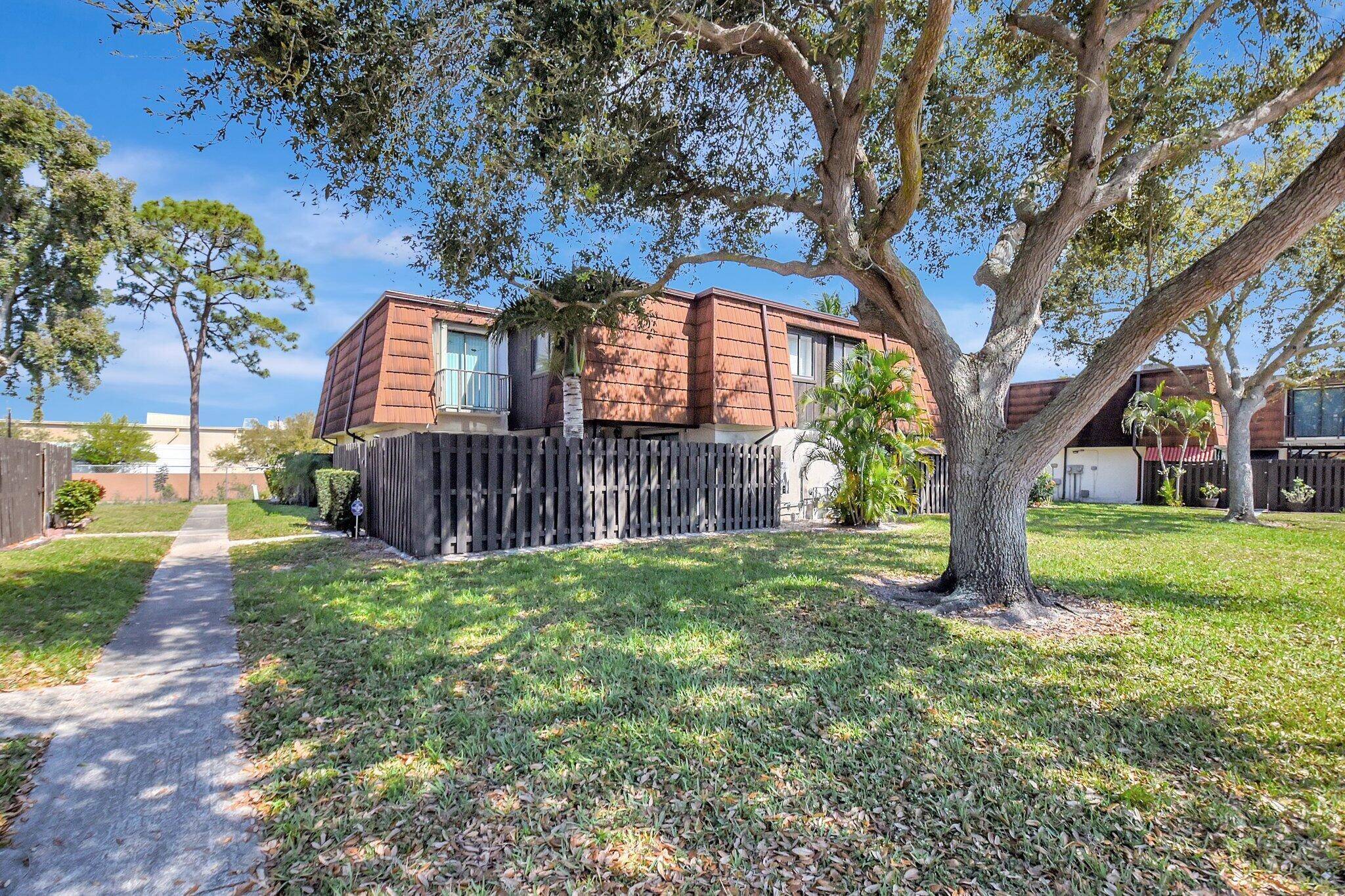 3 BEDROOM 2. 5 BATH TOWNHOME PRICED WELL UNDER COMPS DOWNSTAIRS LEVEL 95 DONE WITH ALL NEW MATERIALS.
