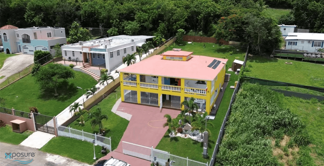 CARR 648 House Manati