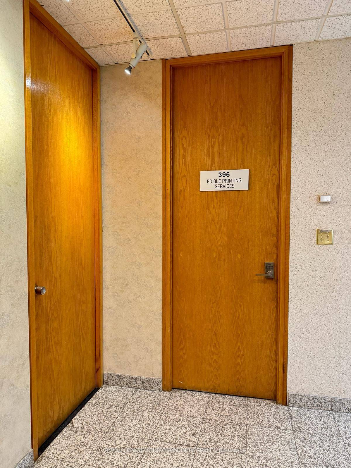 Third Floor Office or Commercial Space Approx.