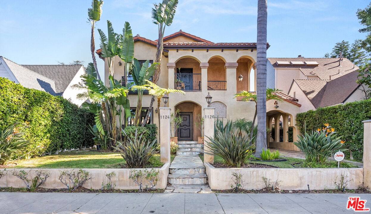 1124  S Stanley Ave 6BR La