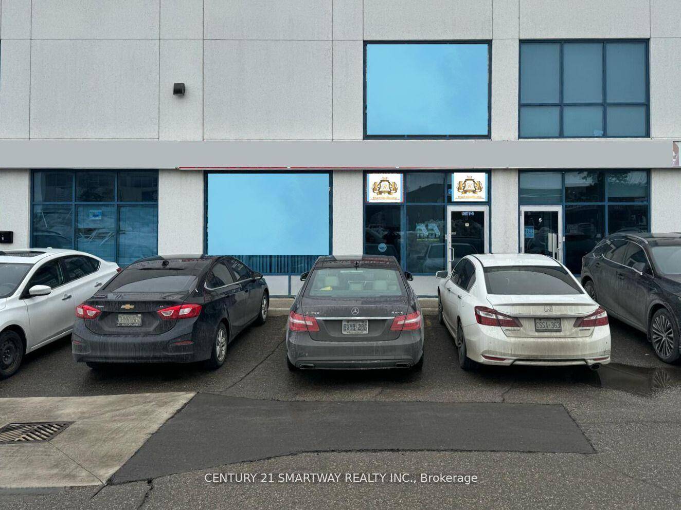Discover this exceptional industrial condo for sale at the prime intersection of Derry Rd amp ; Dixie.