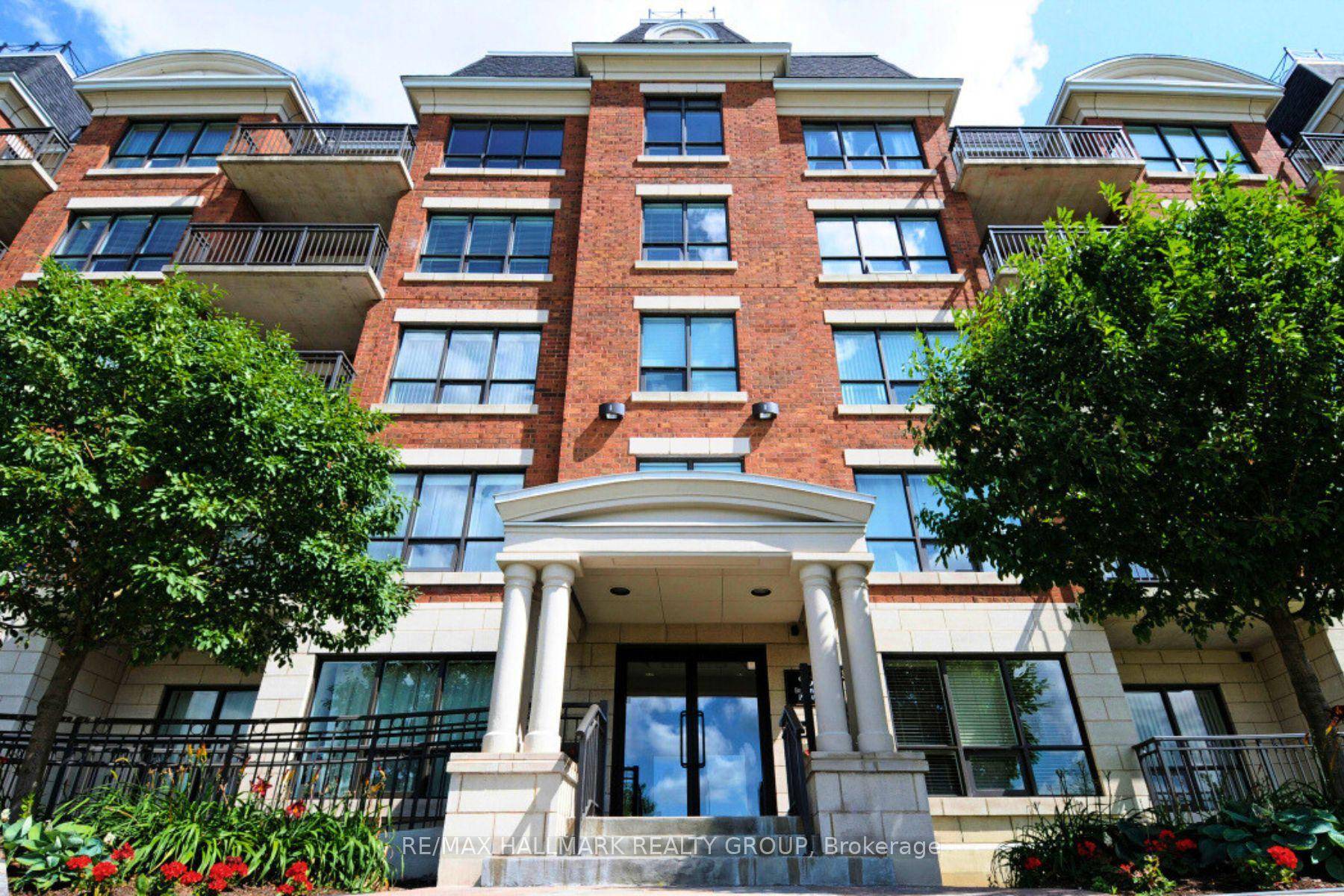 Spacious One Bedroom at Place des Gouverneurs.
