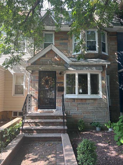 Bring your vision and creativity to this fully attached single family Colonial in the heart of Glendale.