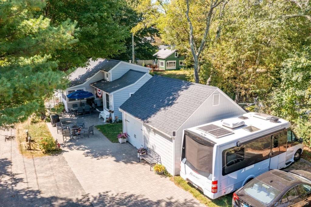 Discover this private coastal gem with the most beautiful water views !