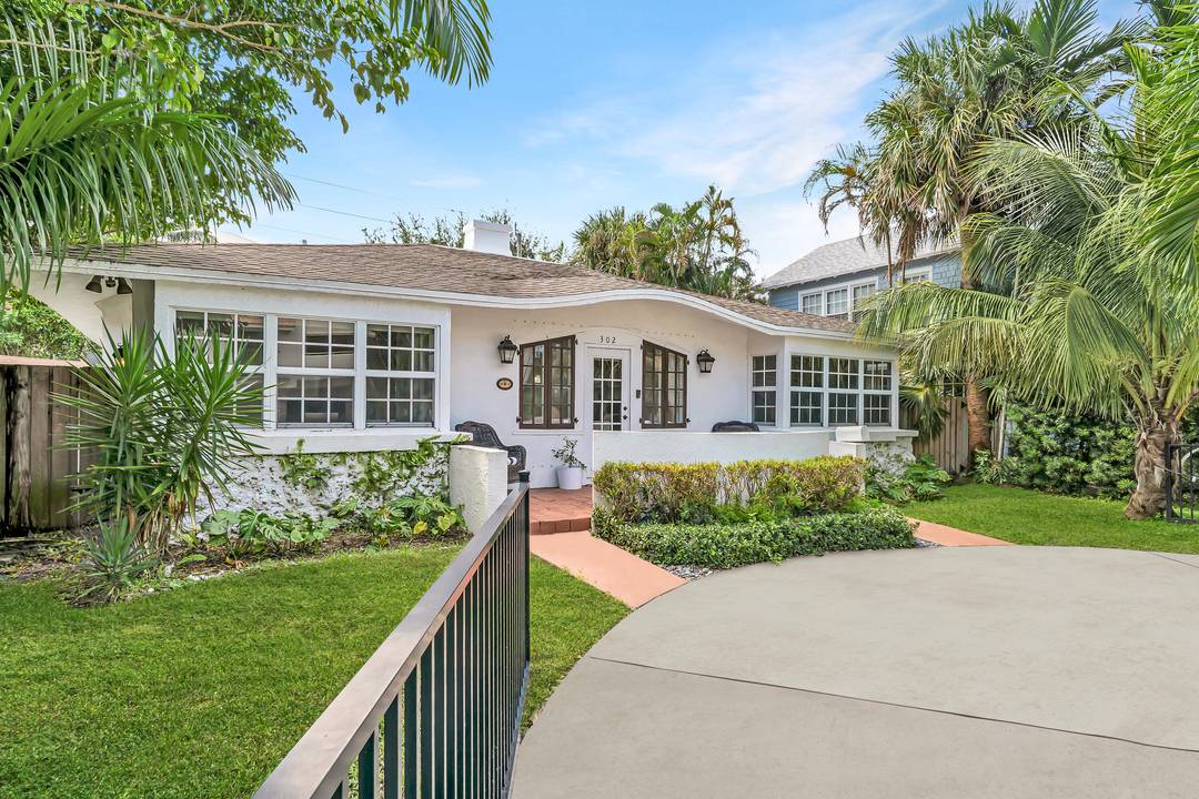 Welcome to 302 Wildermere Road, a beautifully restored circa 1915 residence in the highly sought after Mango Promenade neighborhood, adjacent to El Cid and located in the heart of West ...