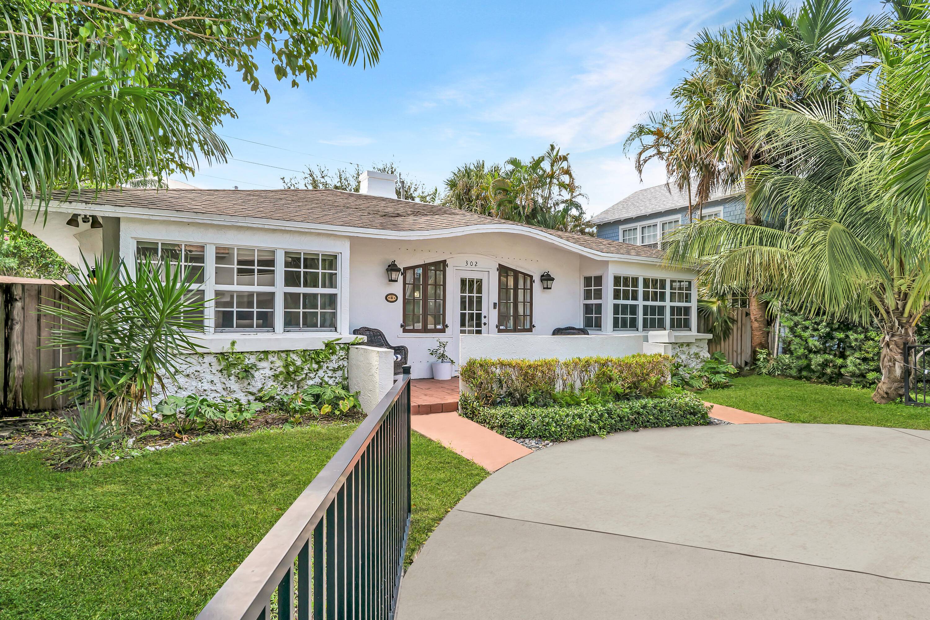 Welcome to 302 Wildermere Road, a beautifully restored circa 1915 residence in the highly sought after Mango Promenade neighborhood, adjacent to El Cid and located in the heart of West ...