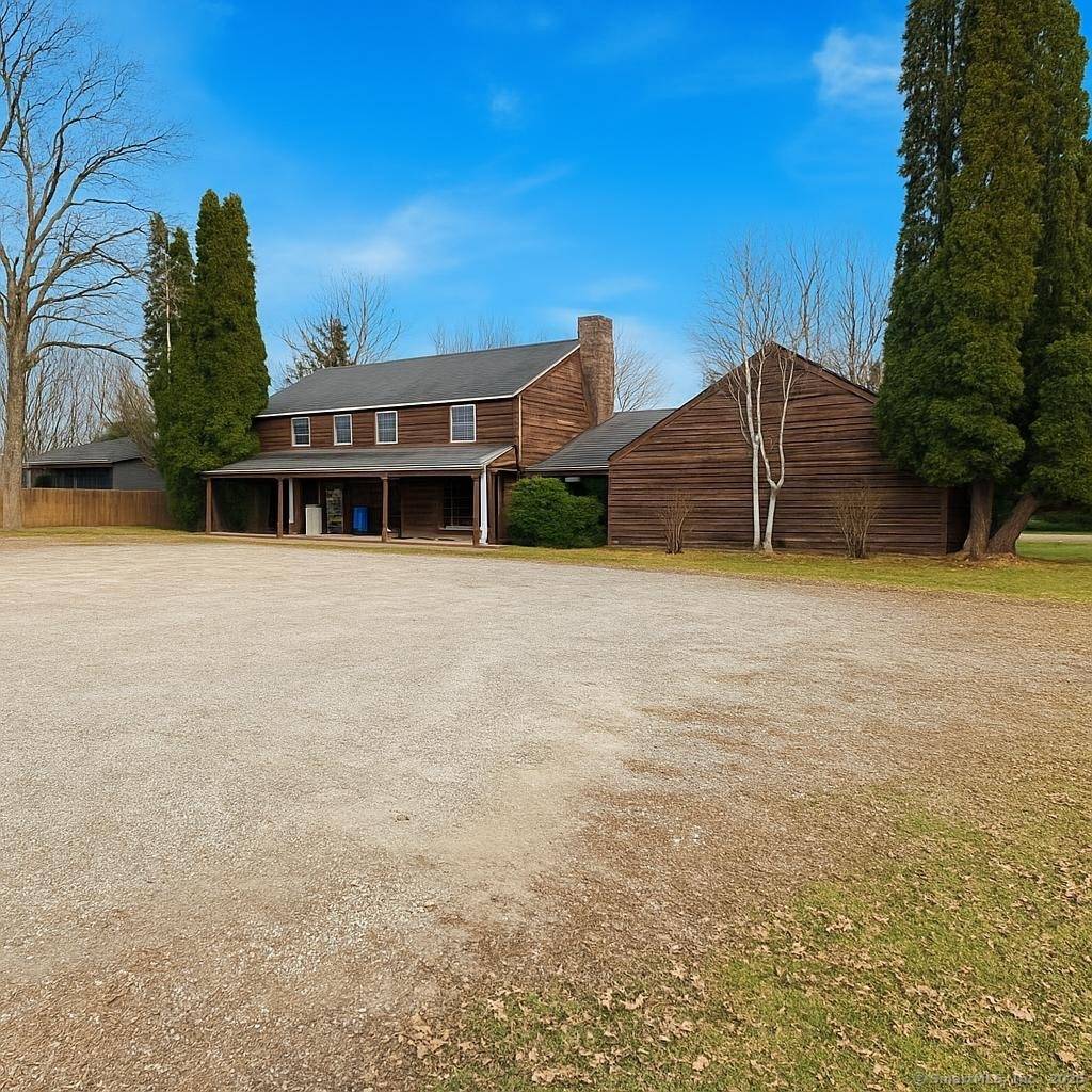 Opportunity awaits in Washington's Woodville business district !