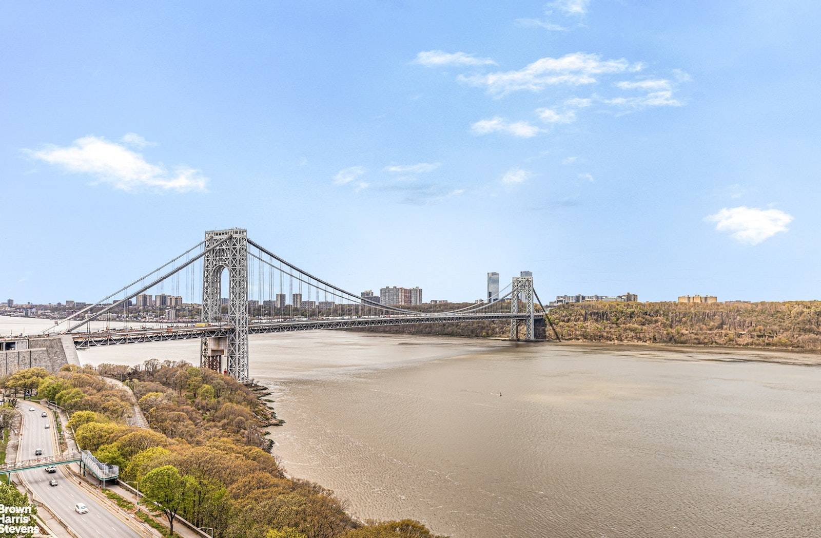 With its scenic views and contemporary design, this rarely available one bedroom, one bath Castle Village apartment is truly a gem.