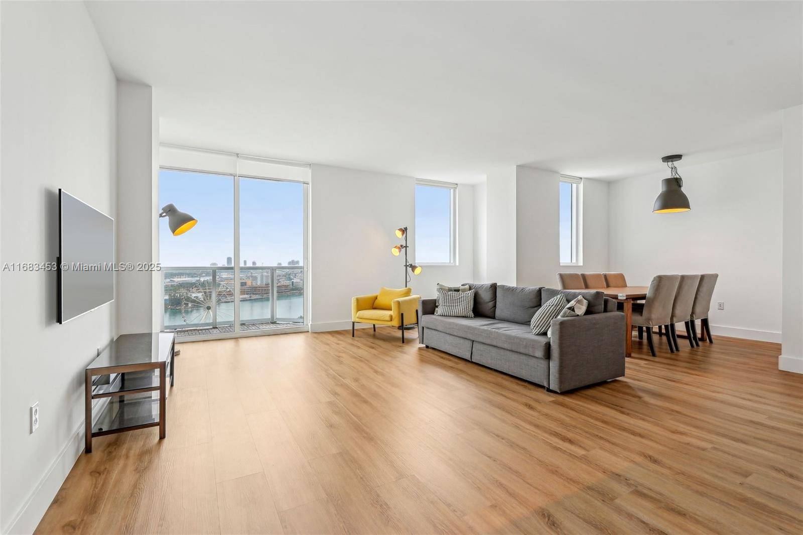 UNIQUE OPPORTUNITY NOW 850, 000 !