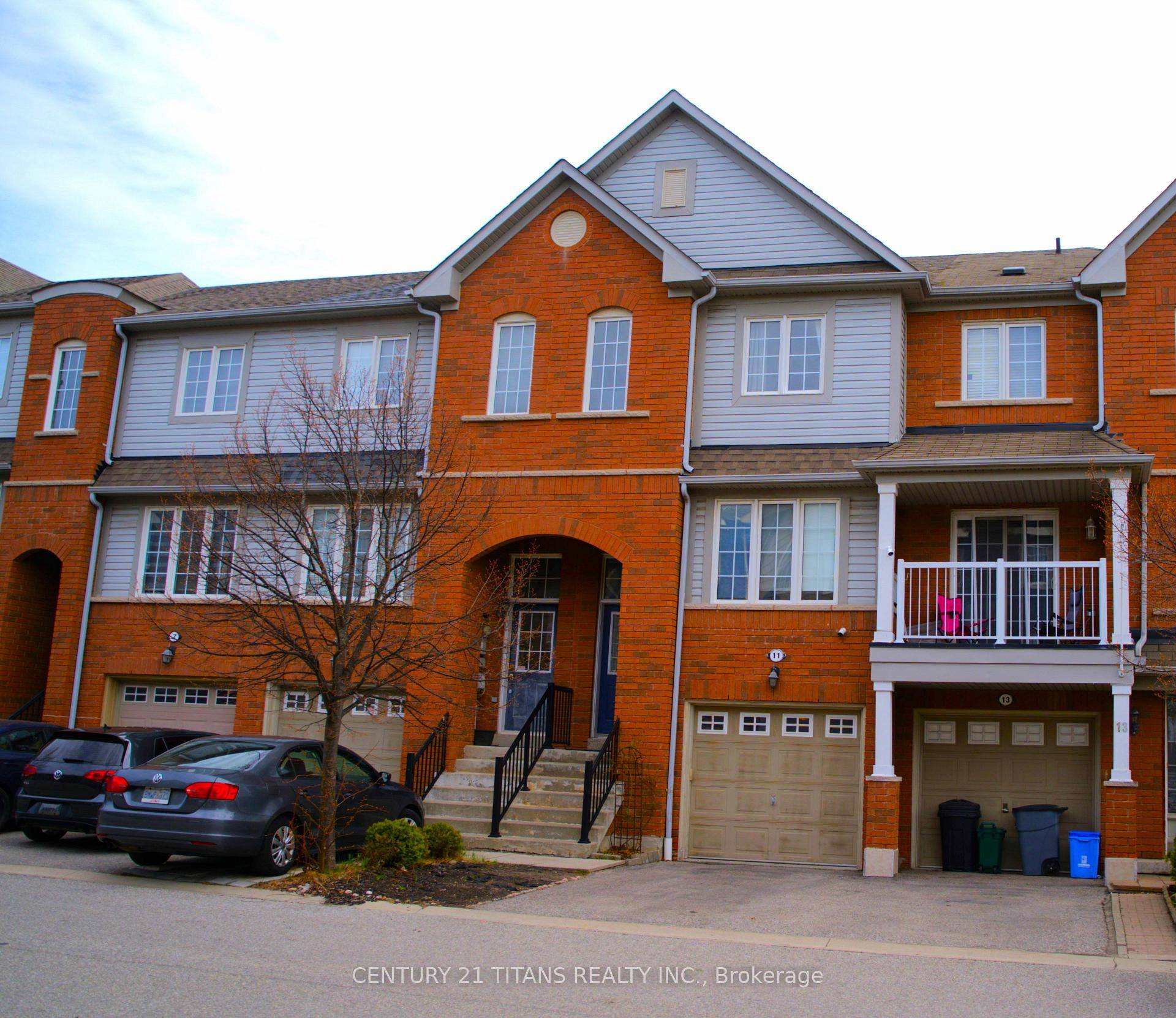 Gorgeous amp ; Spacious 3 Bedroom Freehold Townhouse In A Secure Gated Community In High Demand Central Ajax !