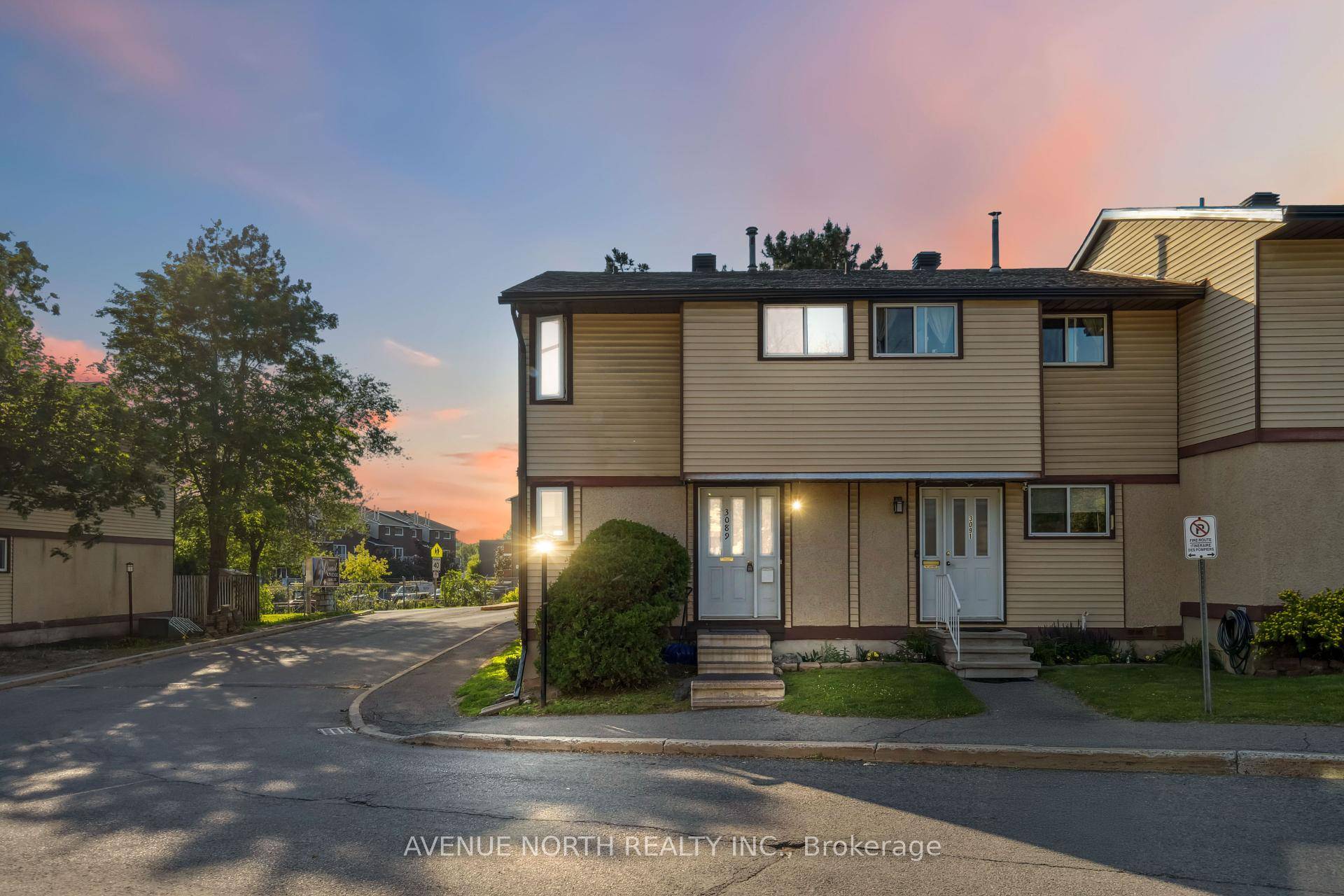 Welcome to this beautifully updated 3 bedroom, 1.