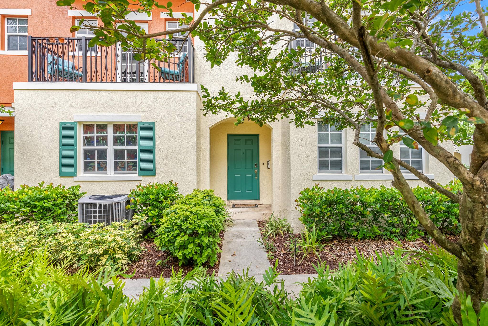 Spacious and stylish 3 8209 ; story corner townhome nestled in the desirable Cypress 8239 ; Grove community of Pompano Beach !