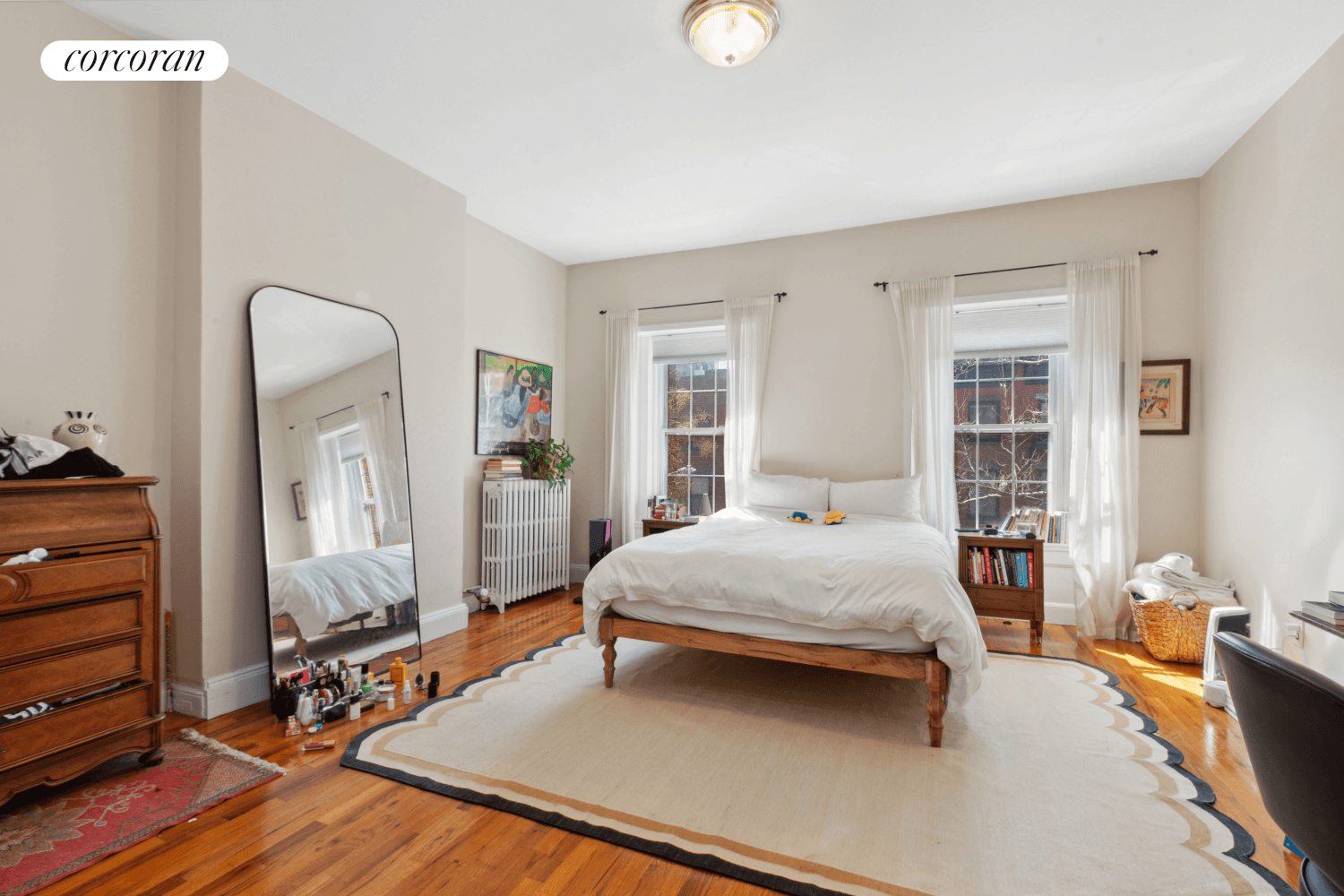 Welcome to 327 Union Street, a charming 2 family brownstone featuring an Upper and Lower duplex.