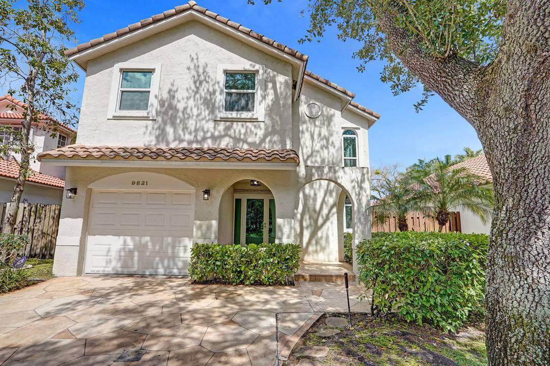 Completely remodeled ! Gorgeous 3 bed with 2.