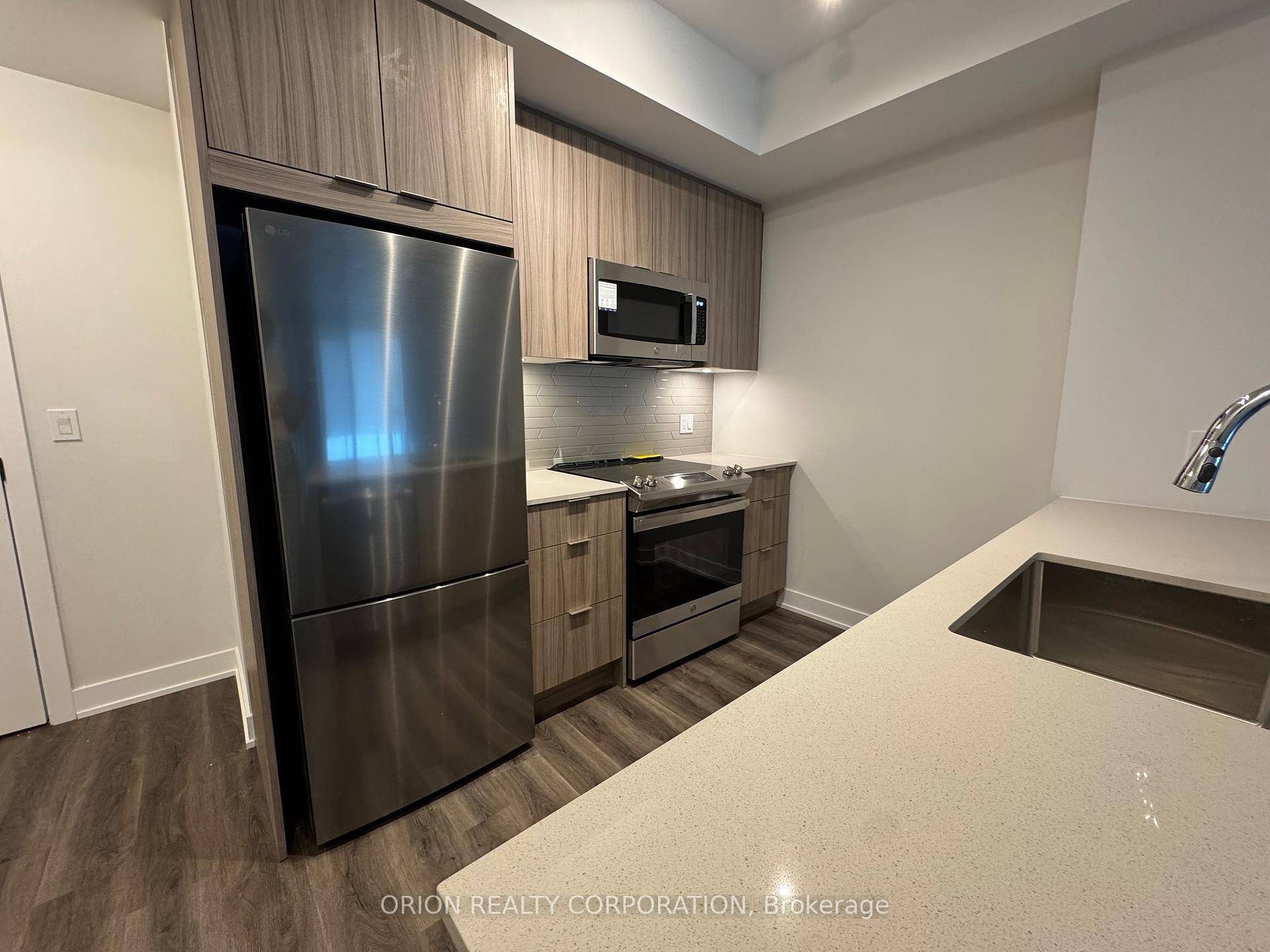 Welcome to this bright and spacious 1 Bed Den in the heart of downtown Mississauga !