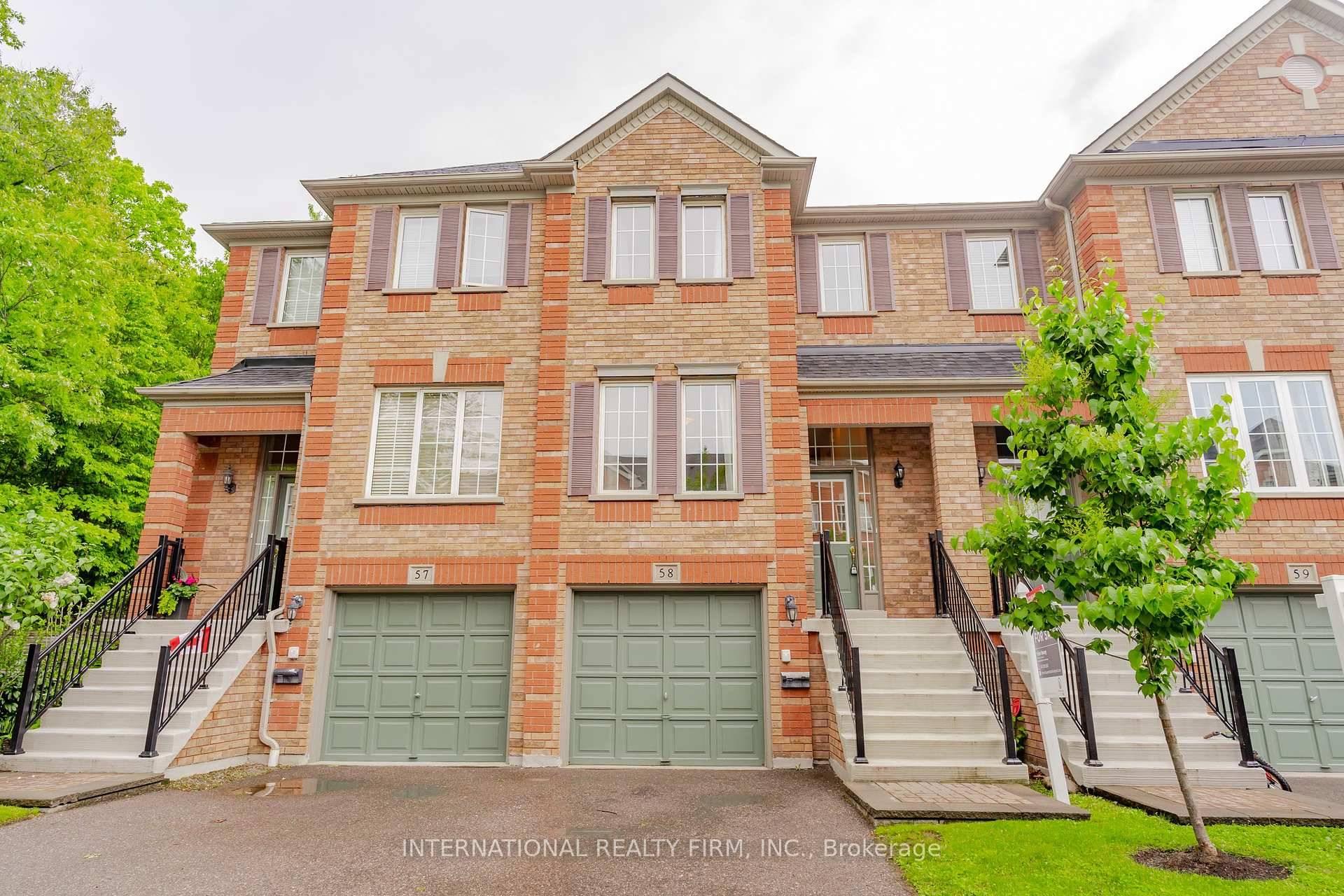 Welcome to Erin Woods by Great Gulf Homes, located in the prestigious Central Erin Mills area.
