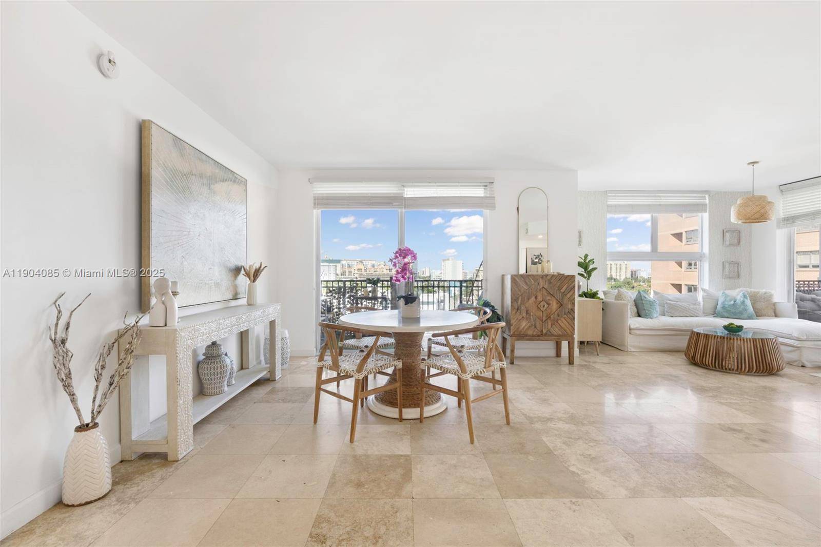 A spacious corner unit in a great location welcome to Nevis Condo !