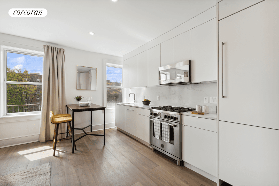 Welcome to Northern Lights A collection of newly released, brand new, renovated apartments in a re imagined pre war, converted condominium building located moments away from the heart of Downtown ...