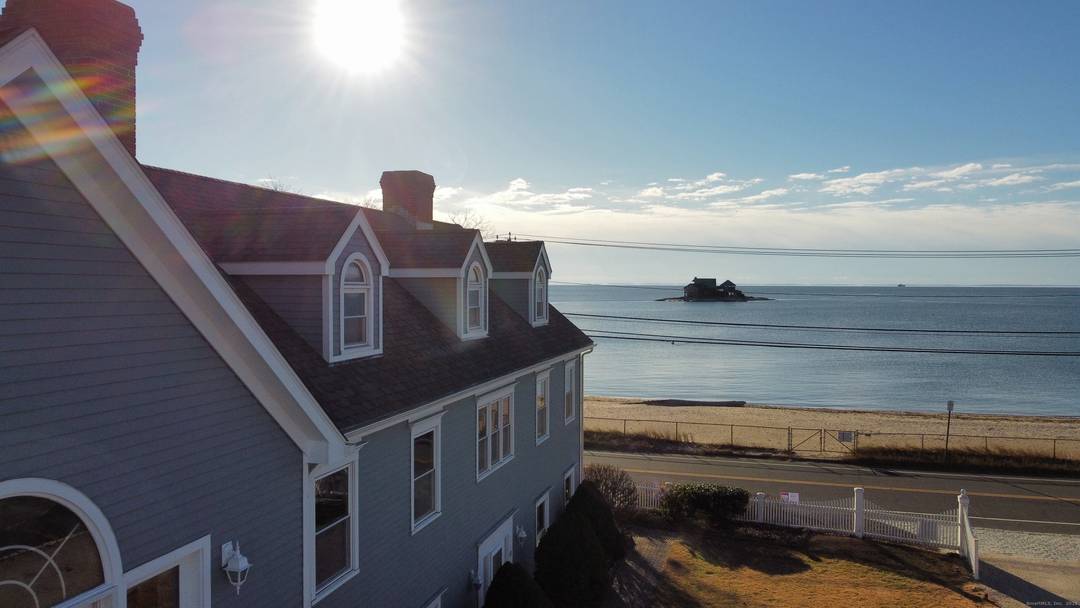 This extraordinary 4, 000 sq.