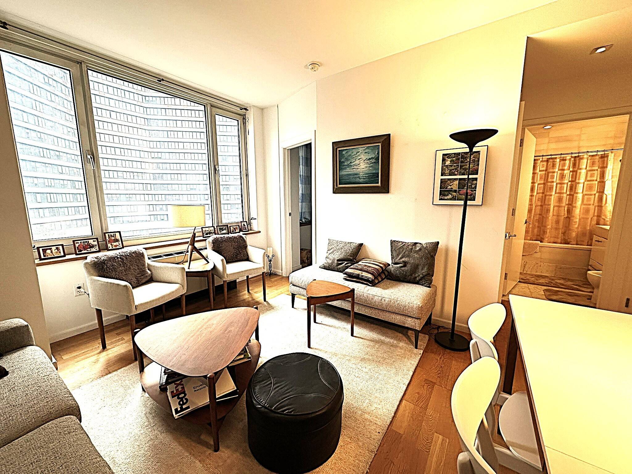 Discover 4K, a truly unique one bedroom residence at The Atelier, located at 635 West 42nd Street in Manhattan, would highlight its blend of luxury living within a vibrant Hell's ...