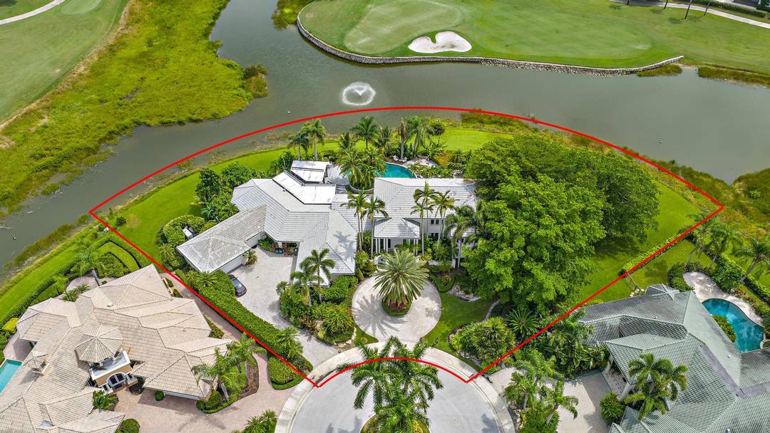 A One of a Kind Estate with 350 Feet of Waterfrontage on one of Ibis's most valuable lots.
