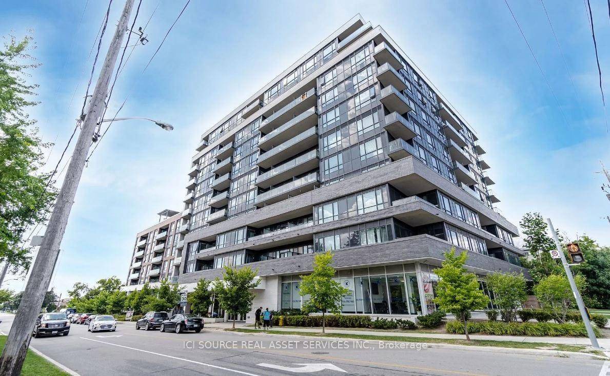 Beautiful, Spacious 1200 sq ft, Modern 2 Bedroom Plus Den With 2 Bathrooms In The Heart Of Downs view Features Functional Layout, 9 Ft Ceilings, Laminate Throughout, Stainless Steel Kitchen ...