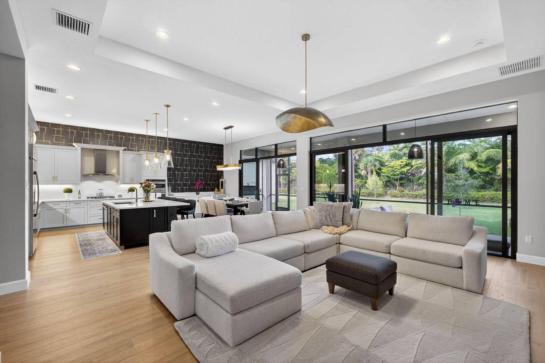 Welcome to luxury living in Valencia Grand, a premier gated 55 community.