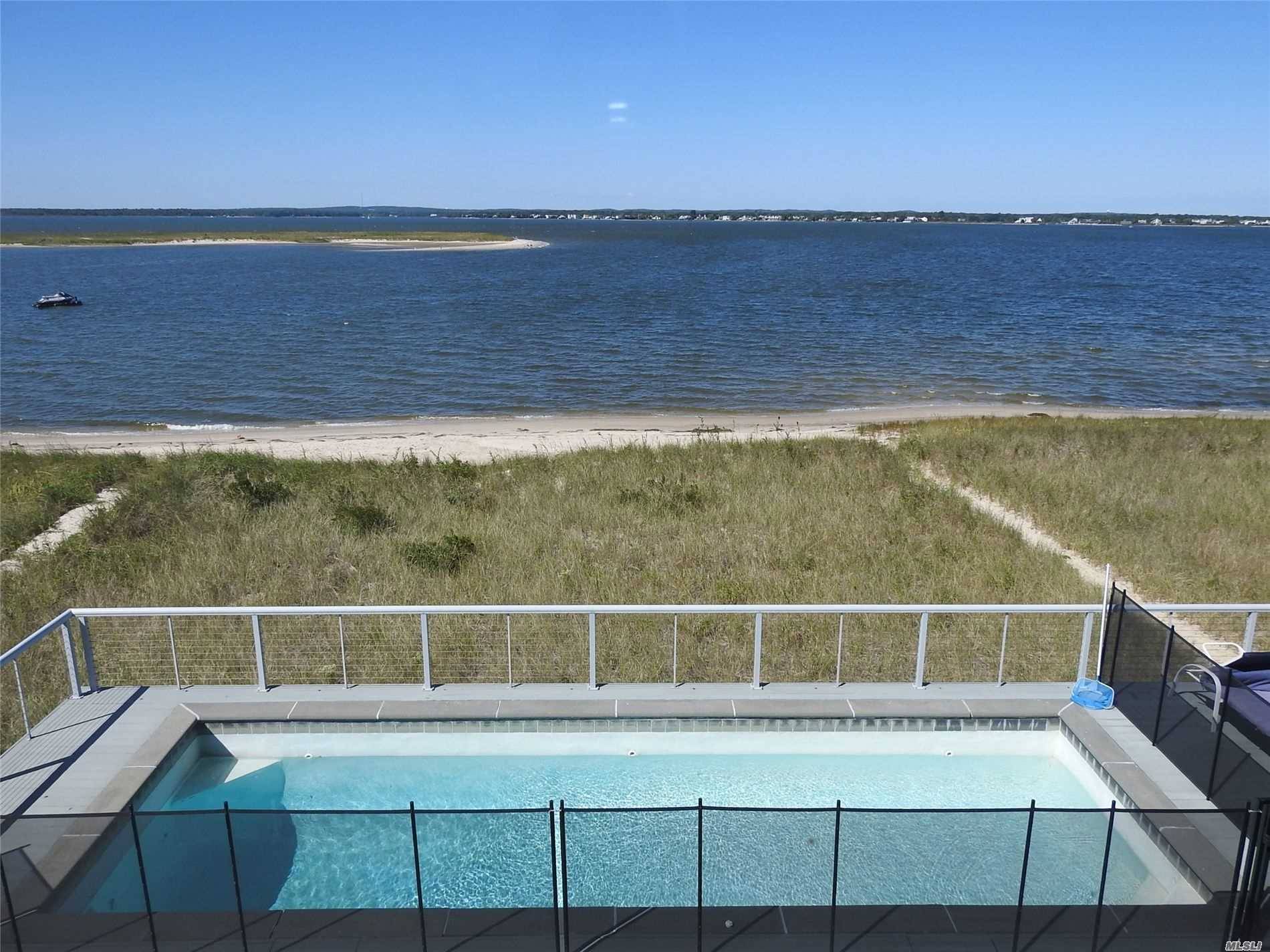 Spectacular Spacious Hampton Waterfront Summer Rental.