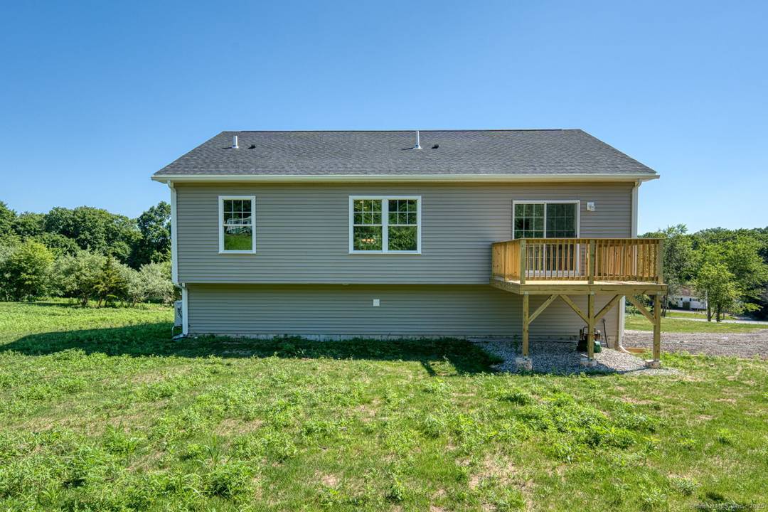 To Be Built Expected completion December 2025 January 2026 Split Level home, with an open kitchen dining living area.