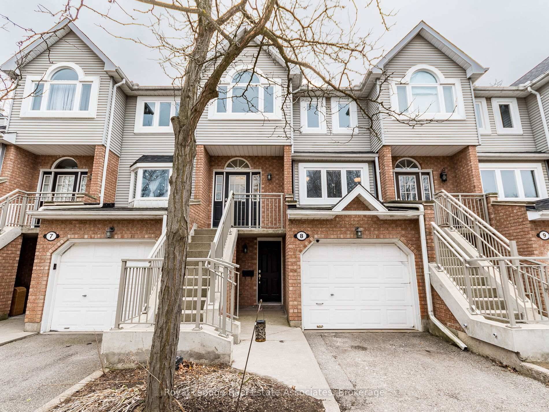 Welcome to this beautiful and bright home Nestled in a desirable, quiet East Galt neighbourhood, this spacious and stylish condo townhome blends comfort, function, and lifestyle.