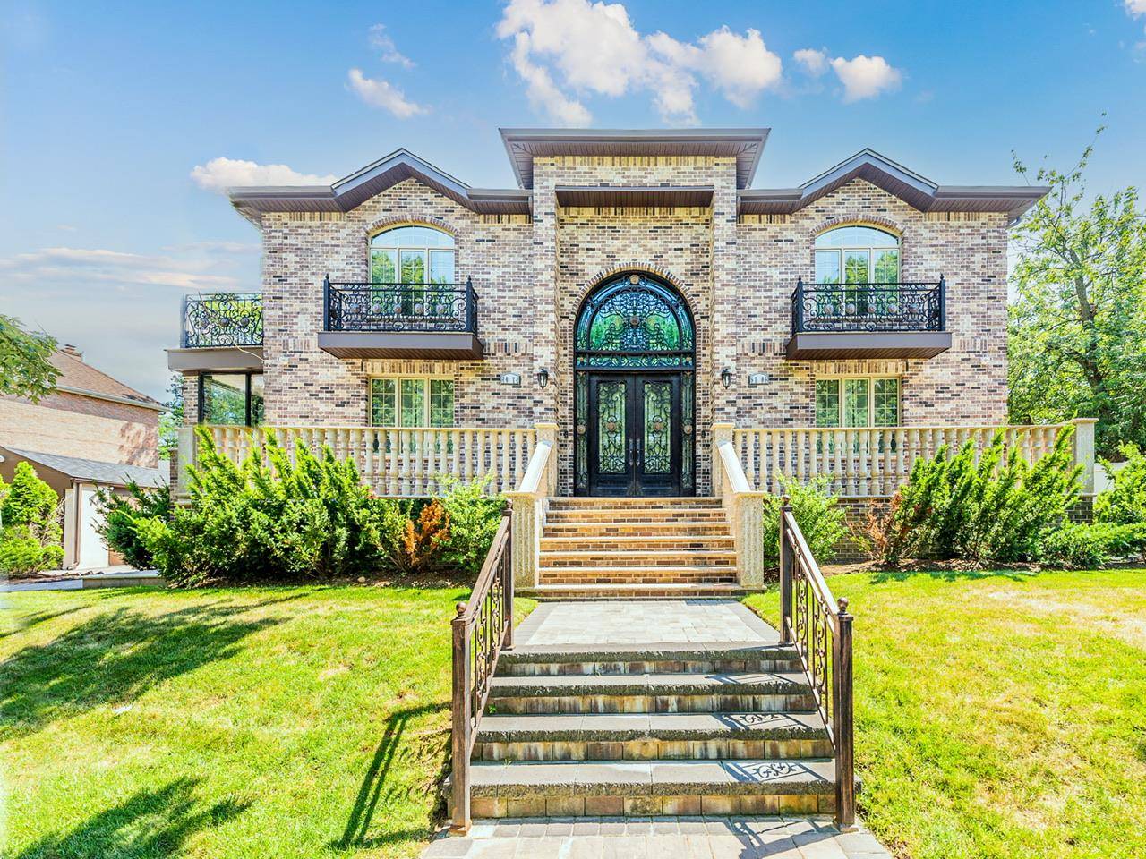 House For Sale.