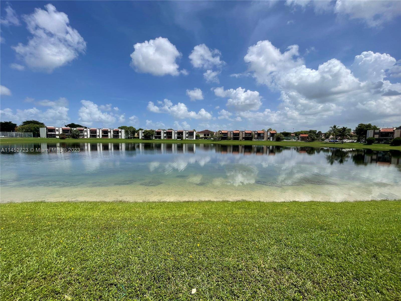 Beautiful and spacious 2 bedroom, 1 bathroom with a spectacular private lake view.