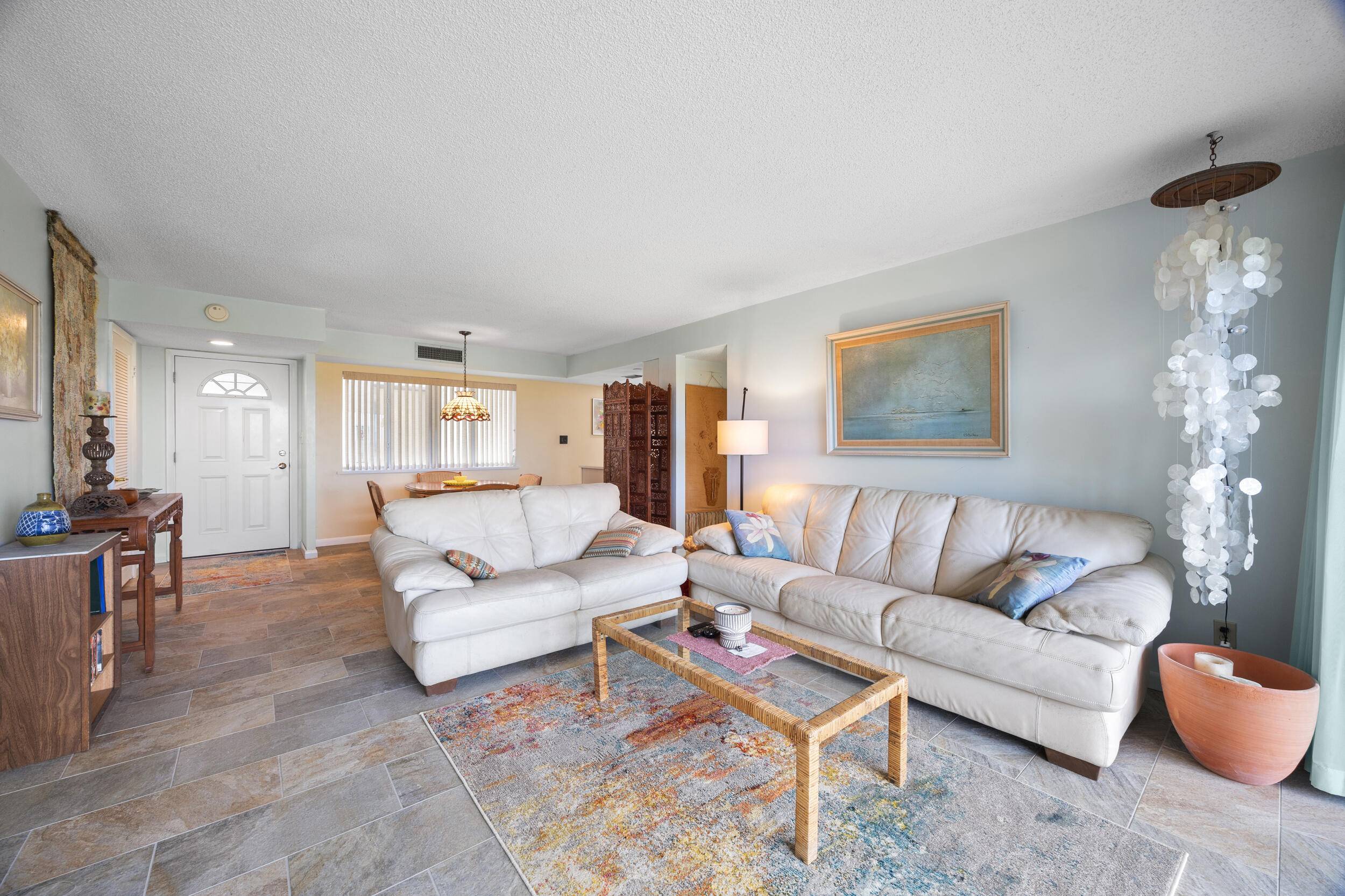 Welcome to your dream ocean view 2 bedroom condo by the ocean, nestled in the stunning Ocean Village on Hutchinson Island.