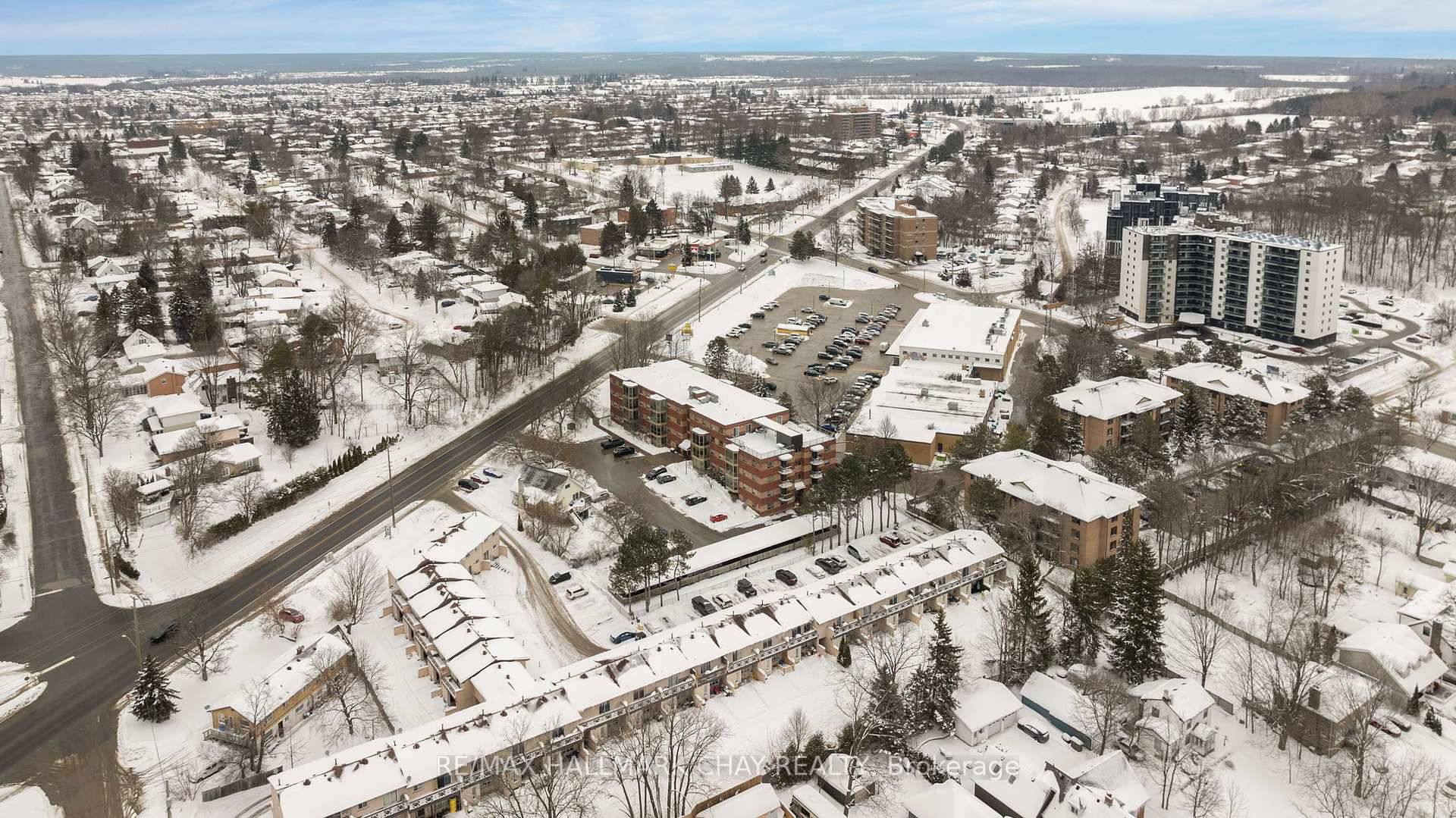 PRESENTING this 2 bedroom suite in the South Winds Terrace condo community.