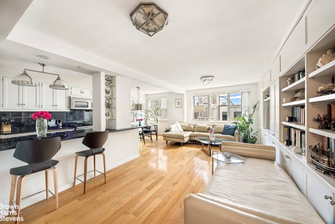 Renovated Convertible 3BR with Sweeping Manhattan Views Apartment 17F is a sun filled, fully renovated 2 bedroom, 2 bath home that easily converts to a third bedroom or home office.