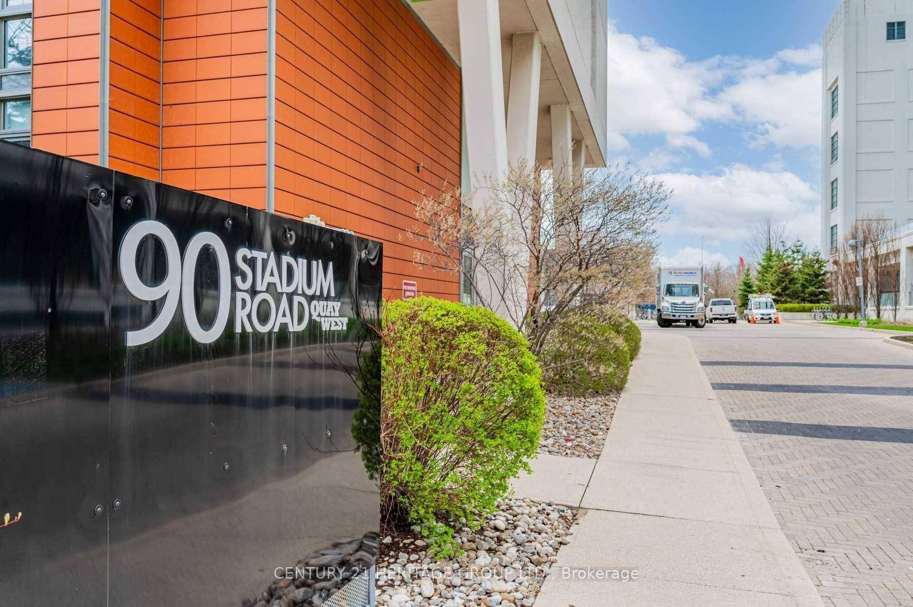 Don't miss out on this spacious two bedroom condo with a split layout in the core of downtown.