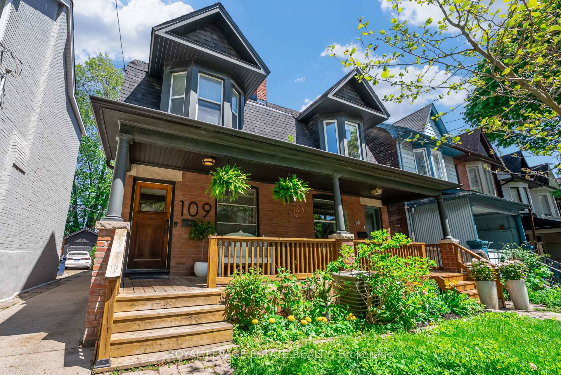 Welcome to 109 Coady ! This extra wide semi, with a garage, private yard.