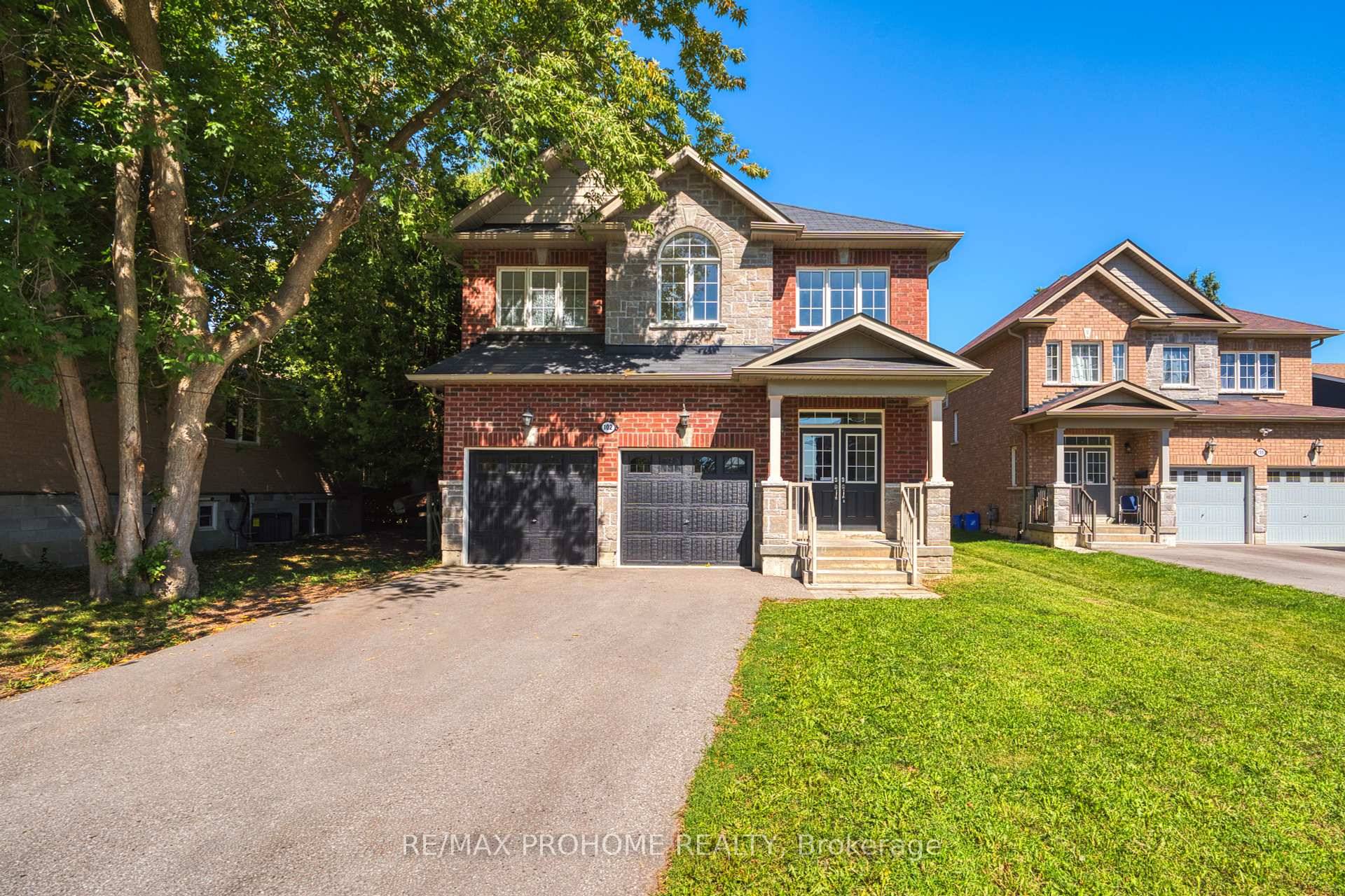 This impressive custom designed 2 car garage detached home is a mere 7 years old and showcases an attractive 50 ft frontage along with over 2667sq ft above ground.