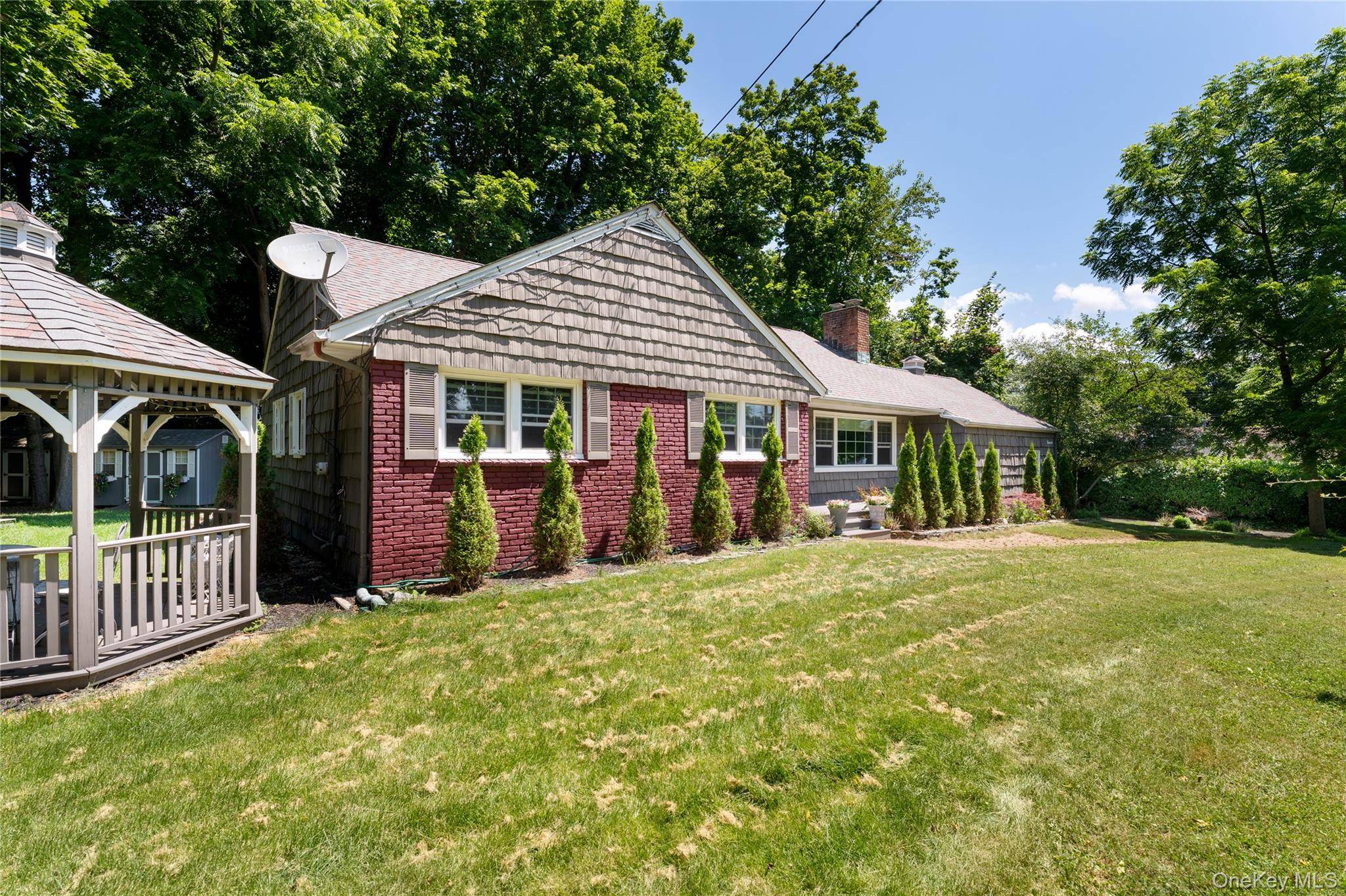 Welcome to this spacious and versatile 3 bedroom ranch, ideally located North of 25A, just minutes from the Stony Brook University amp ; train station perfect for commuters, students staff ...