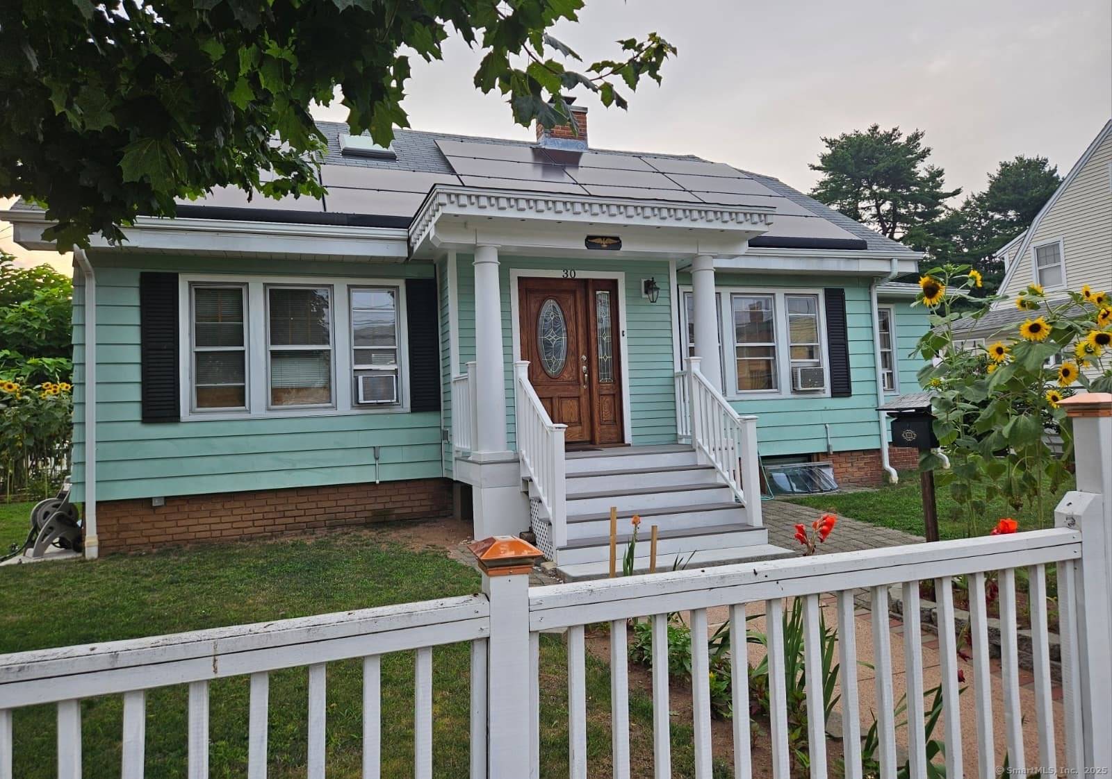 Welcome to 30 Bradley Avenue Come see the charm of the white picket fence and the feel of community being in walking distance to town center with local shops and ...